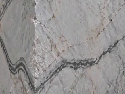 Close view of the selected stone detail